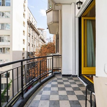 Quiet And Classic Studio With Cismigiu Park View Boekarest Buitenkant foto